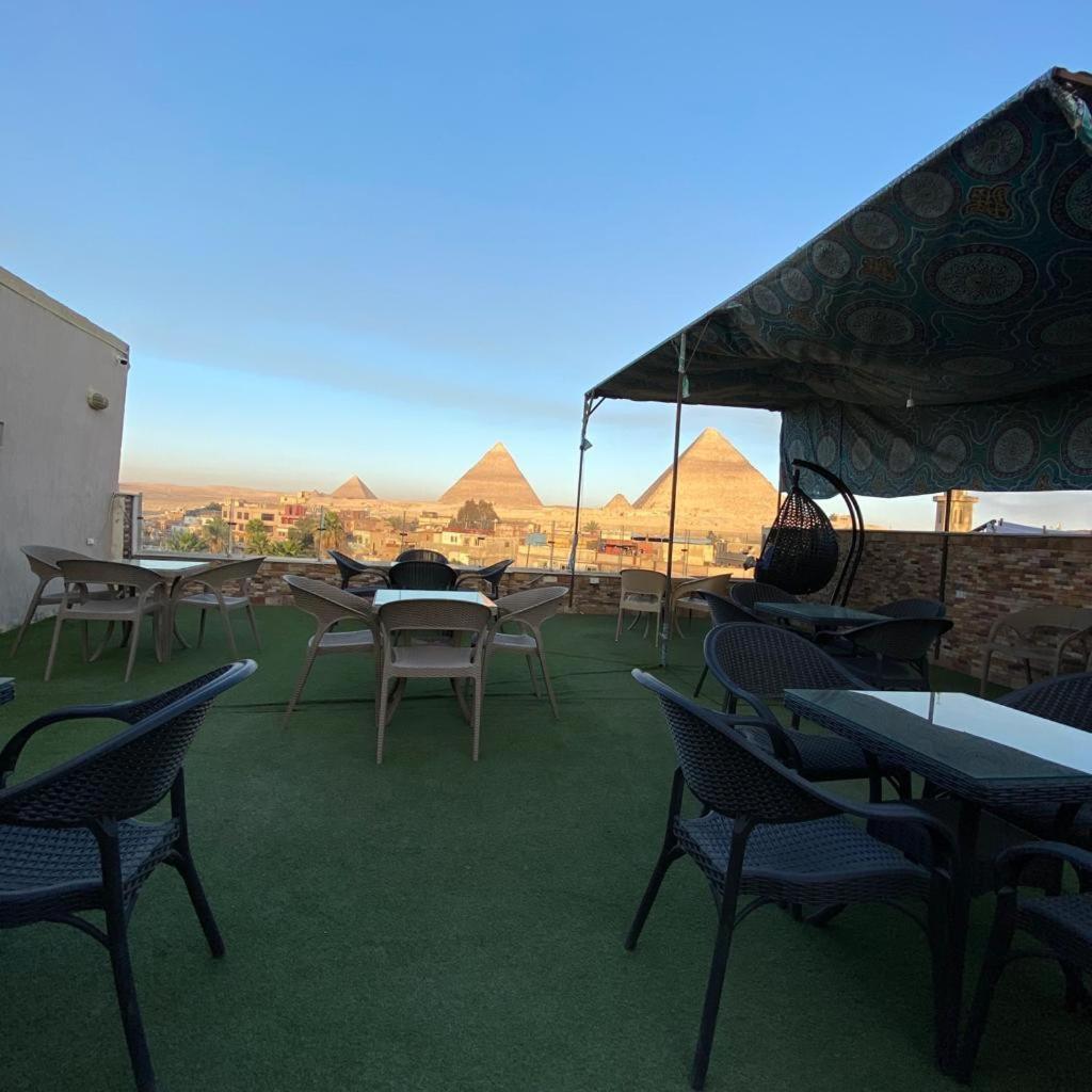 Black Pyramids View Cairo Exterior photo